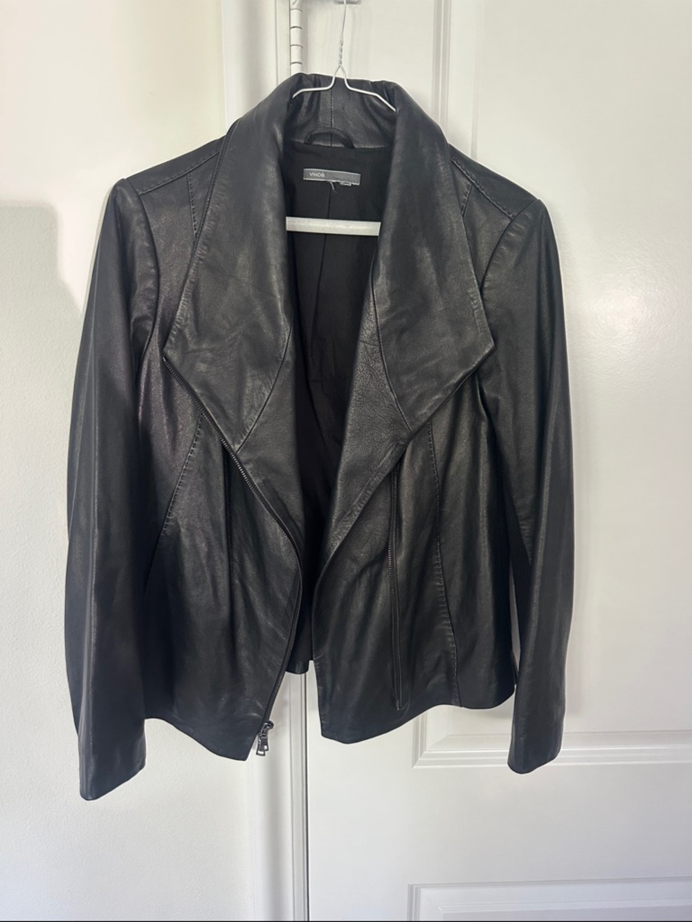 Vince black 100% Leather moto jacket wool blend knit under arm zip front
